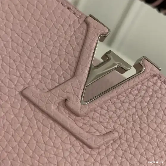 WIS CAPUCINES VUITTON LOUIS BB 0515
